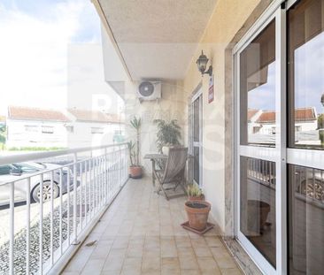 3 room luxury Flat for rent in Oeiras, Portugal - Photo 5