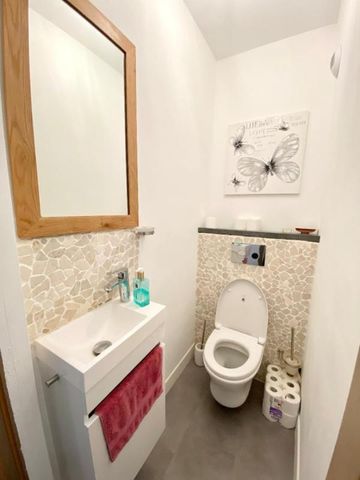 Location Appartement 2 pièces 49m² ST CYR SUR LOIRE 37540 - Photo 2