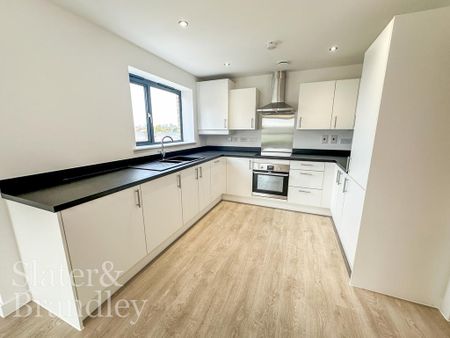 2 bedroom flat to rent - Photo 4