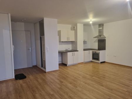 appartement 2 pièces - rue de falaise , - Photo 2