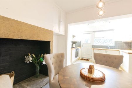 3 bedroom terraced house to rent - Photo 5