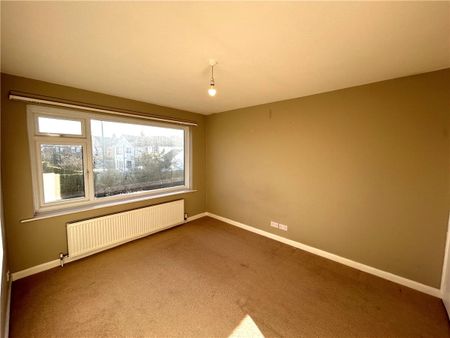Available now, 80 Beckwith Crescent is a spacious four bedroomed, detached property conveniently situated on the popular south side of Harrogate. - Photo 3