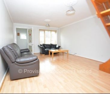 2 Bedroom Rentals in Leeds - Photo 3