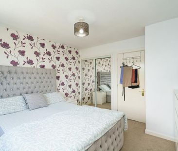 3 bedroom detached house to rent - Photo 2