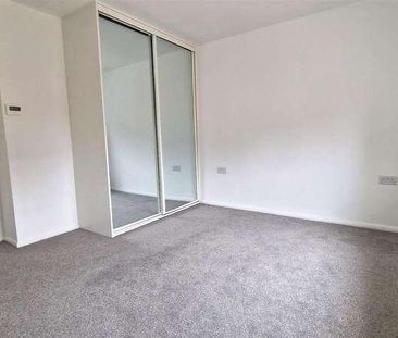 Lakeside North, Scunthorpe, DN16 - Photo 3