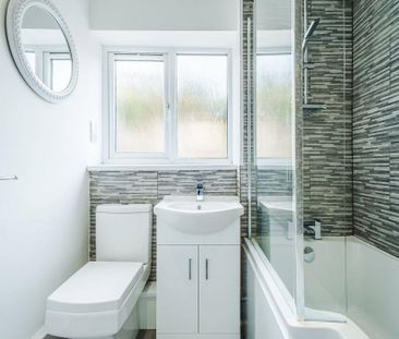 2 bedroom terraced house to rent - Photo 6