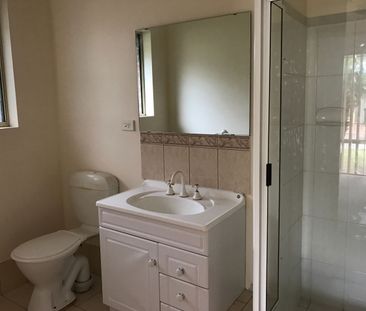 "Well presented Unit in a Secure Complex" - Photo 5