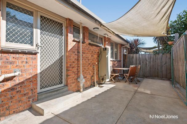 1/75 Warrandyte Road, RINGWOOD - Photo 1