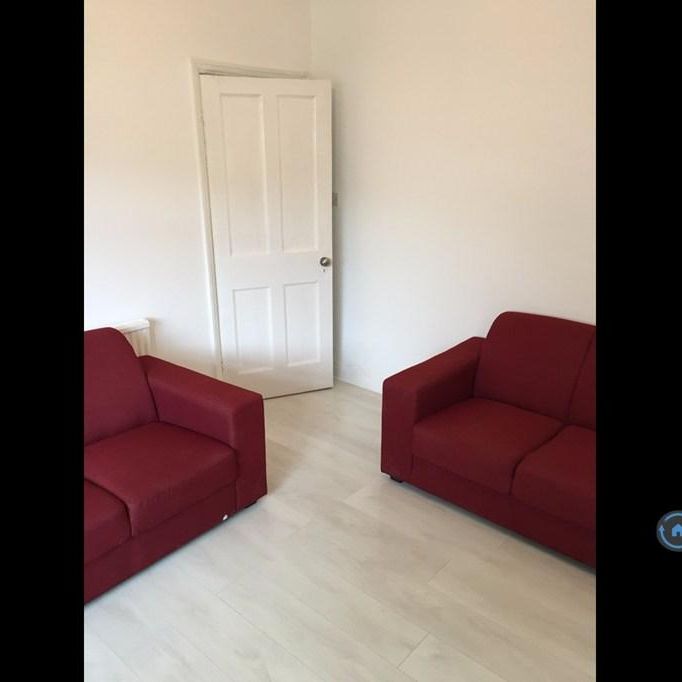 4 bedroom terraced house to rent - Photo 1