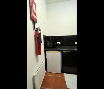 Bedsit, Bryantwood Road, N7 - Photo 3