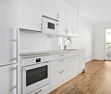 Turebergs Allé, Sollentuna - Photo 2