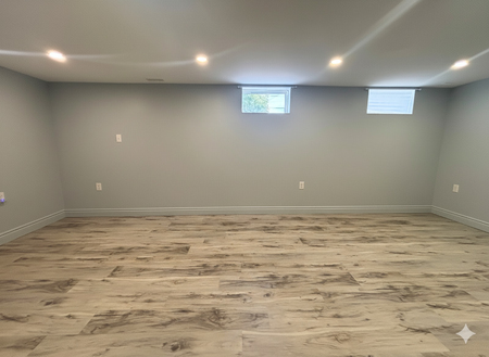 $1,899 / 2 br / 1 ba / 115 Green rd Unit 2 - Photo 5