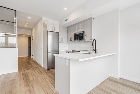 For Lease - 555 Sanatorium Road Unit# 302, Hamilton, Ontario - Photo 3