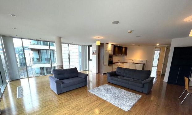 9-22 The Arc, Titanic Quarter, 2I Queens Road, Belfast, BT3 9FL - Photo 1