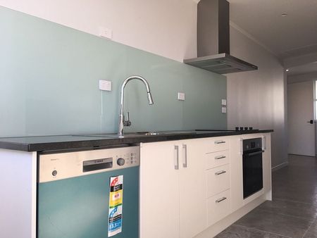 Power and Water are INCLUDED in the rent. - Photo 4