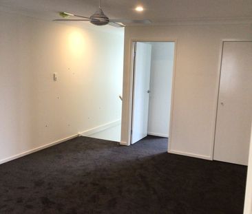 60/1 Isla St, Pimpama, QLD 4209 - Photo 3