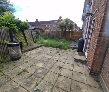 1 bedroom in a house share to rent - Photo 6