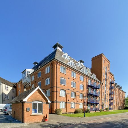 Waterside Place, CM21, Sawbridgeworth - Photo 3