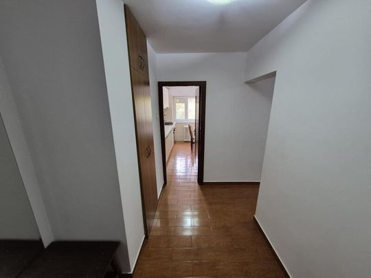 Campia Libertatii, Scoala 75, decomandat. - Photo 1