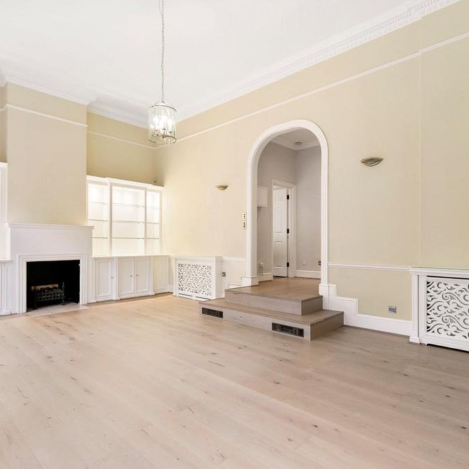 3 bedroom flat to rent - Photo 1