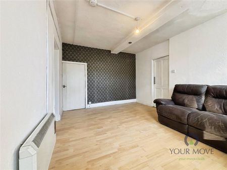 2 bedroom flat to rent - Photo 4