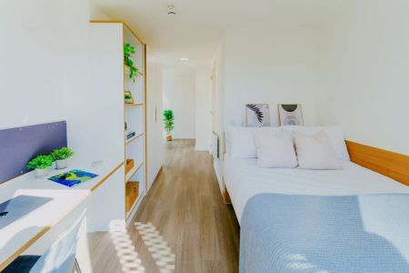 Silver En Suite - Photo 3
