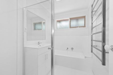 Fresh, Private & Perfectly Positioned - Photo 4