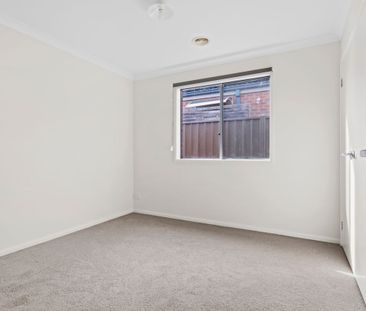 One with all the conveniences - Photo 3