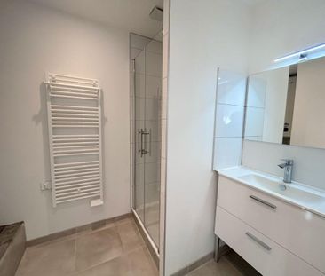 Location Appartement 4 pièces 77m² ROANNE 42300 - Photo 6