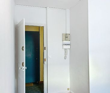 Appartement à louer - REIMS- CENTRE- - Photo 1