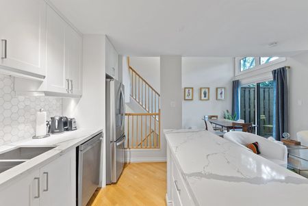 For Lease - 359 Albany Avenue Unit# 2, Toronto, Ontario - Photo 2
