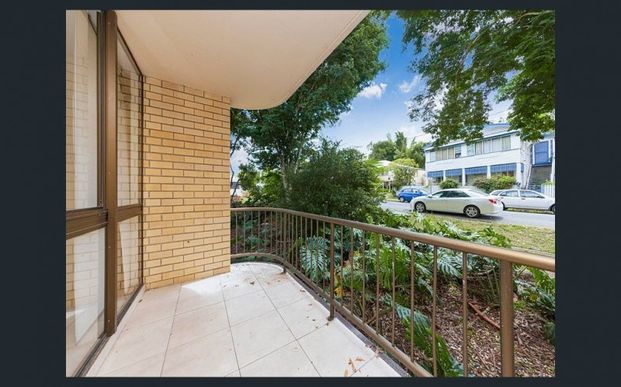 2bedroom nice home at toowong - Photo 1