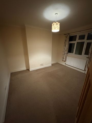 3 Bed Terraced House, Ravenswood Crescent, HA2 - Photo 5