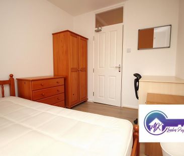 5 bedroom flat share to rent - Photo 5