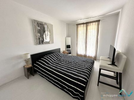 Maisonnette pour 8 personnes dans une résidence privée avec piscine à Carqueiranne - Photo 4