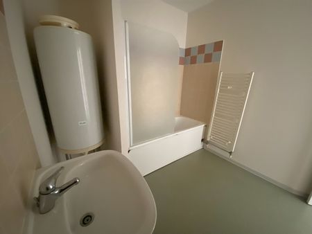 Location Appartement 2 pièces 69m² - Photo 5