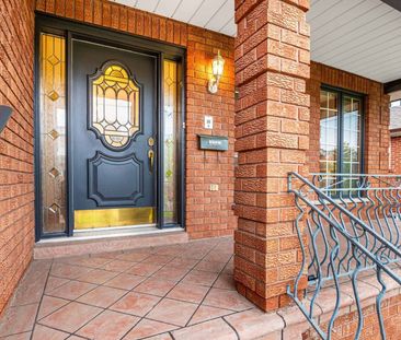 For Lease - 256 Cocksfield Avenue, Toronto, Ontario - Photo 3