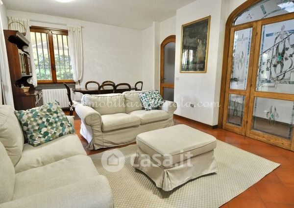 Villa in Affitto in Via Leonardo Da Vinci a Forte dei Marmi