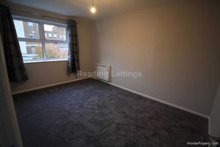 2 bedroom property to rent in Reading - Photo 3