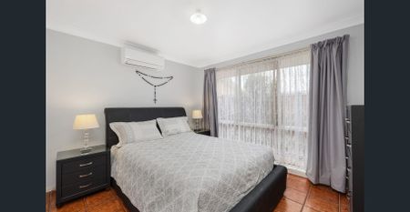 IDEAL FAMILY LIVING WITH SPACE, COMFORT & CONVENIENCE - Photo 4