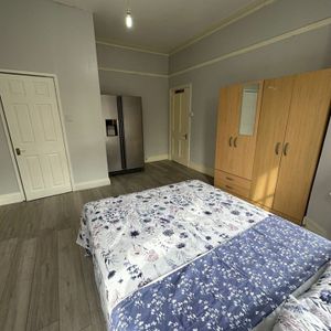 Room in a Shared House, Forburg Road, N16 - Photo 2