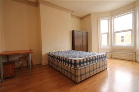 Hazelwood Avenue, Jesmond - Photo 3