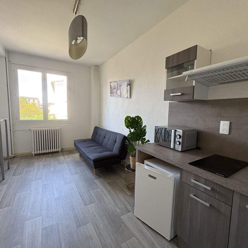 Location Appartement 2 pièces 28m² CASTELNAUDARY 11400 - Photo 1