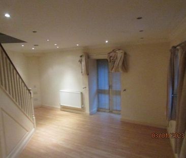 2 bedroom cottage to rent - Photo 1