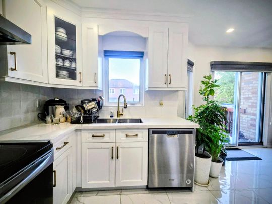 For Lease - 131 Royal Appian Crescent, Vaughan, Ontario - Photo 1