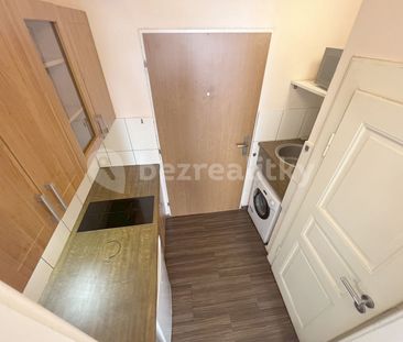 Pronájem bytu 1+1 • 24 m² bez realitkyMagistrů, Praha - Michle - Photo 4