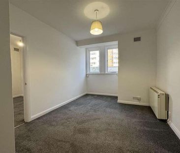 Rowlands Road, Worthing, BN11 - Photo 5