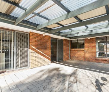 21 Greenside Avenue, Athelstone SA, Belconnen - Photo 2
