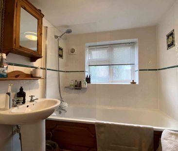 3 Bedroom - Photo 1