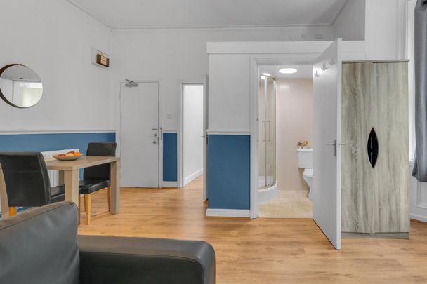 229 HYDE PARK ROAD Leeds - LS6 1AH - Photo 1